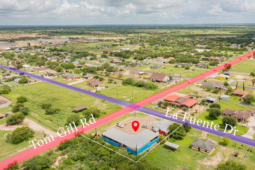 1606 La Fuente Dr, Penitas, TX à vendre - Photo du bâtiment - Image 2 de 12
