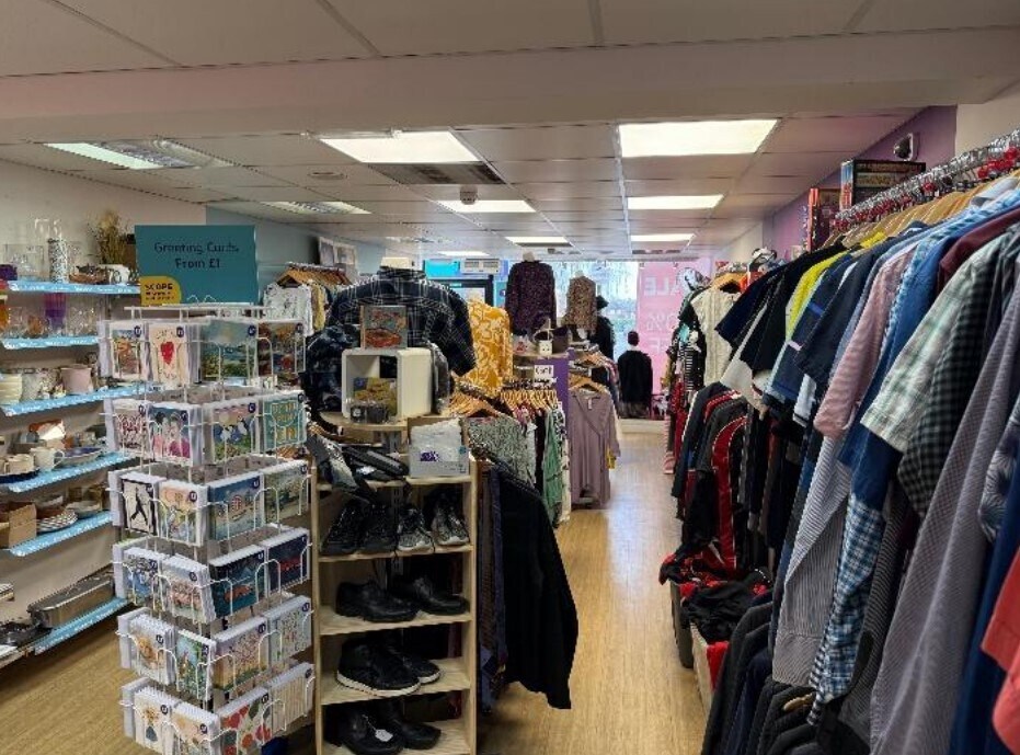 17 Sycamore Rd, Amersham à louer Photo du bâtiment- Image 1 de 1