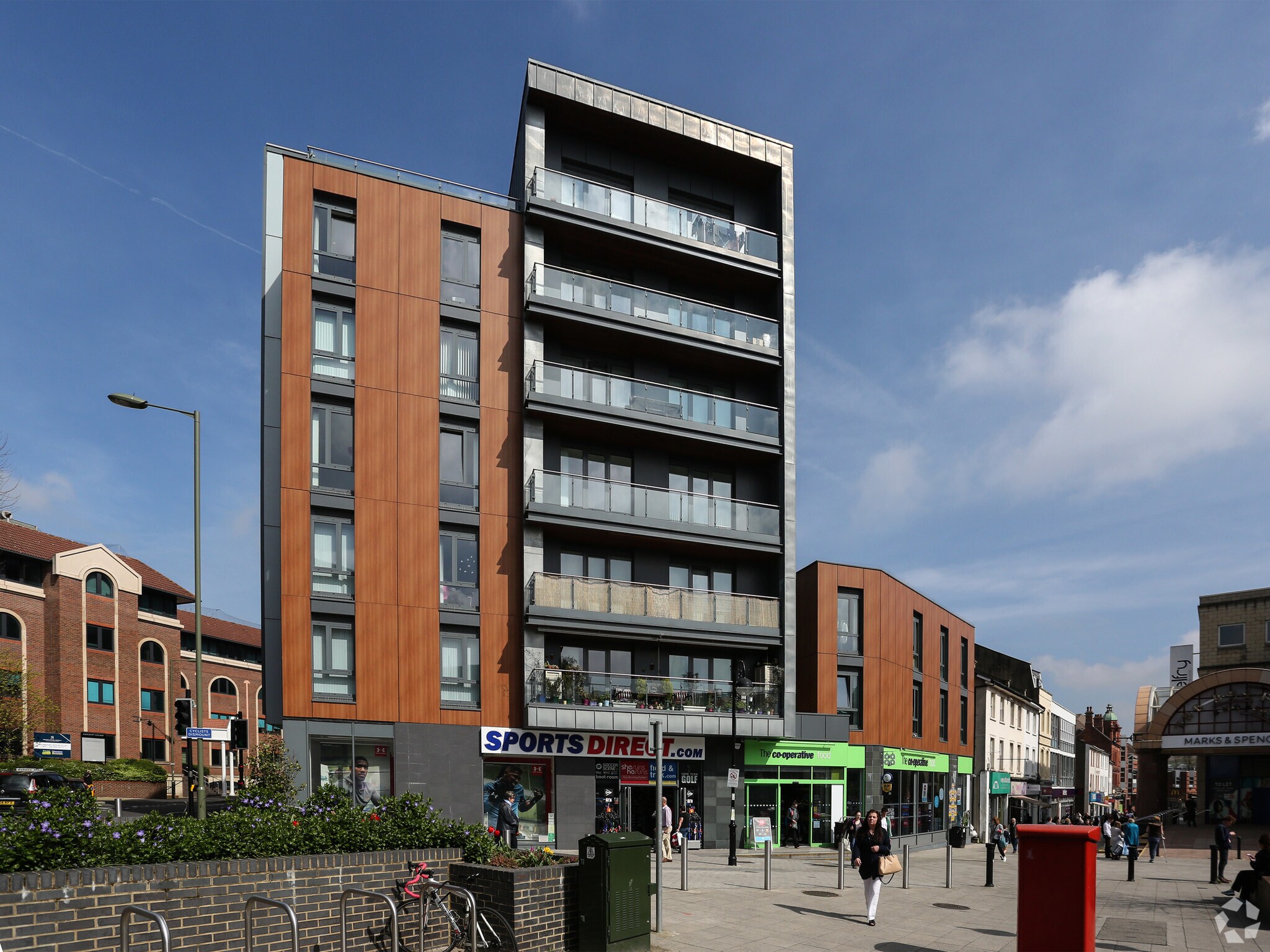 51-57 Station Rd, Redhill à vendre Photo principale- Image 1 de 6