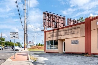 Plus de détails pour 9320-9322 St. Charles Rock Rd, Breckenridge Hills, MO - Commerce de détail à vendre