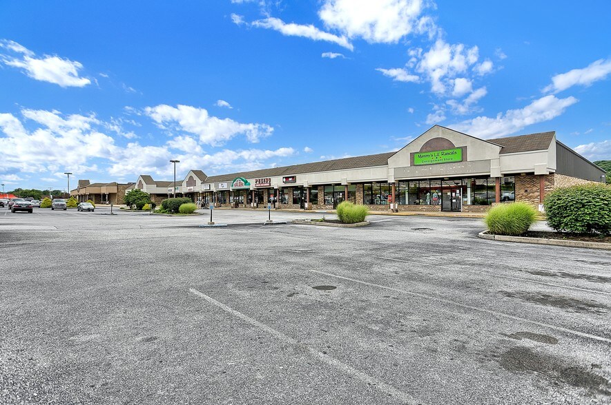 4159-4215 N George Street Ext, Manchester, PA à louer - Photo du bâtiment - Image 2 de 22