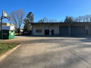 321 Marble Mill Rd NW, Marietta, GA à louer Photo du bâtiment- Image 1 de 26