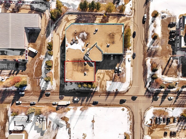 2419 96th St NW, Edmonton, AB for sale - Building Photo - Image 3 of 8