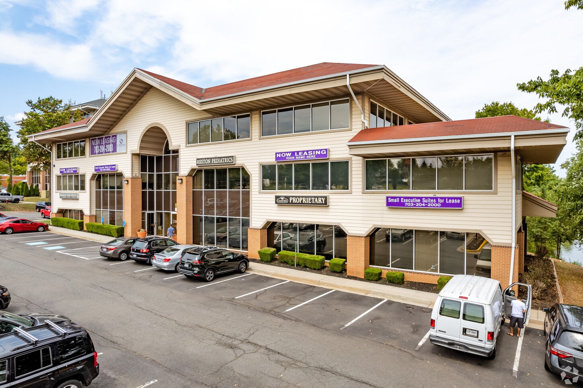 6 Pidgeon Hill Dr, Sterling, VA for lease Building Photo- Image 1 of 11