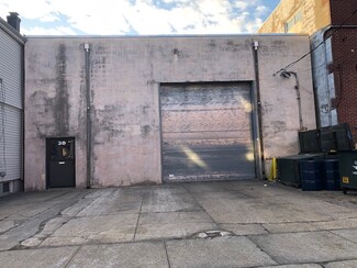 Plus de détails pour 30 Van Siclen Ave, Floral Park, NY - Industriel à louer