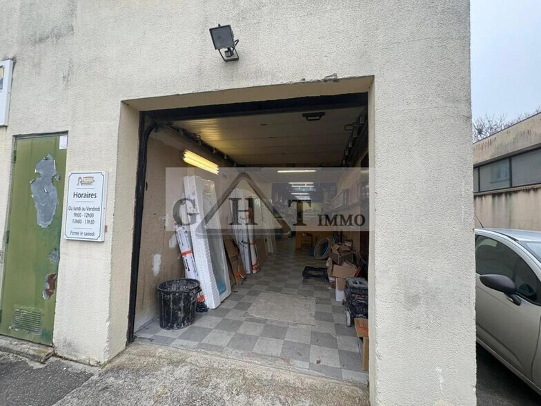 Industrial in Draveil for sale - Building Photo - Image 2 of 16