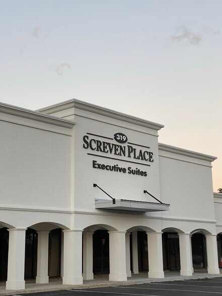 319 W General Screven Way, Hinesville, GA à louer - Photo du bâtiment - Image 3 de 5