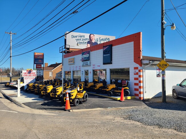 More details for 3954 W Main St, Salem, VA - Retail for Sale