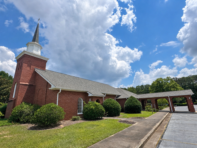 847 New Hope Rd, Fayetteville, GA à vendre - Photo du bâtiment - Image 3 de 36