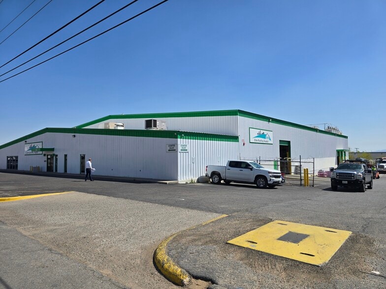 6956 Market Ave, El Paso, TX for lease - Building Photo - Image 2 of 9