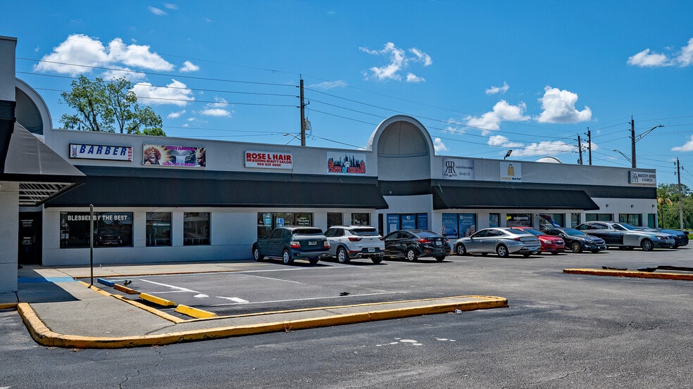 6011-6025 103rd St, Jacksonville, FL for lease - Building Photo - Image 1 of 9