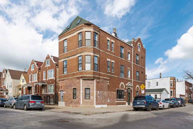 3100 W 39th Pl, Chicago, IL for sale Primary Photo- Image 1 of 23