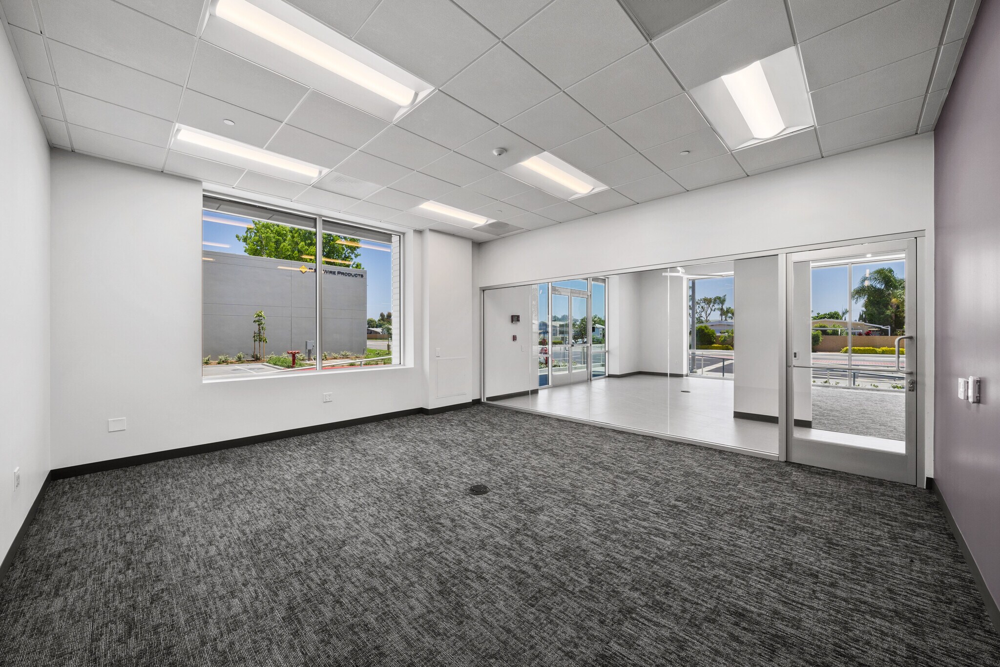 3130 S Fairview St, Santa Ana, CA à vendre Photo intérieure- Image 1 de 1