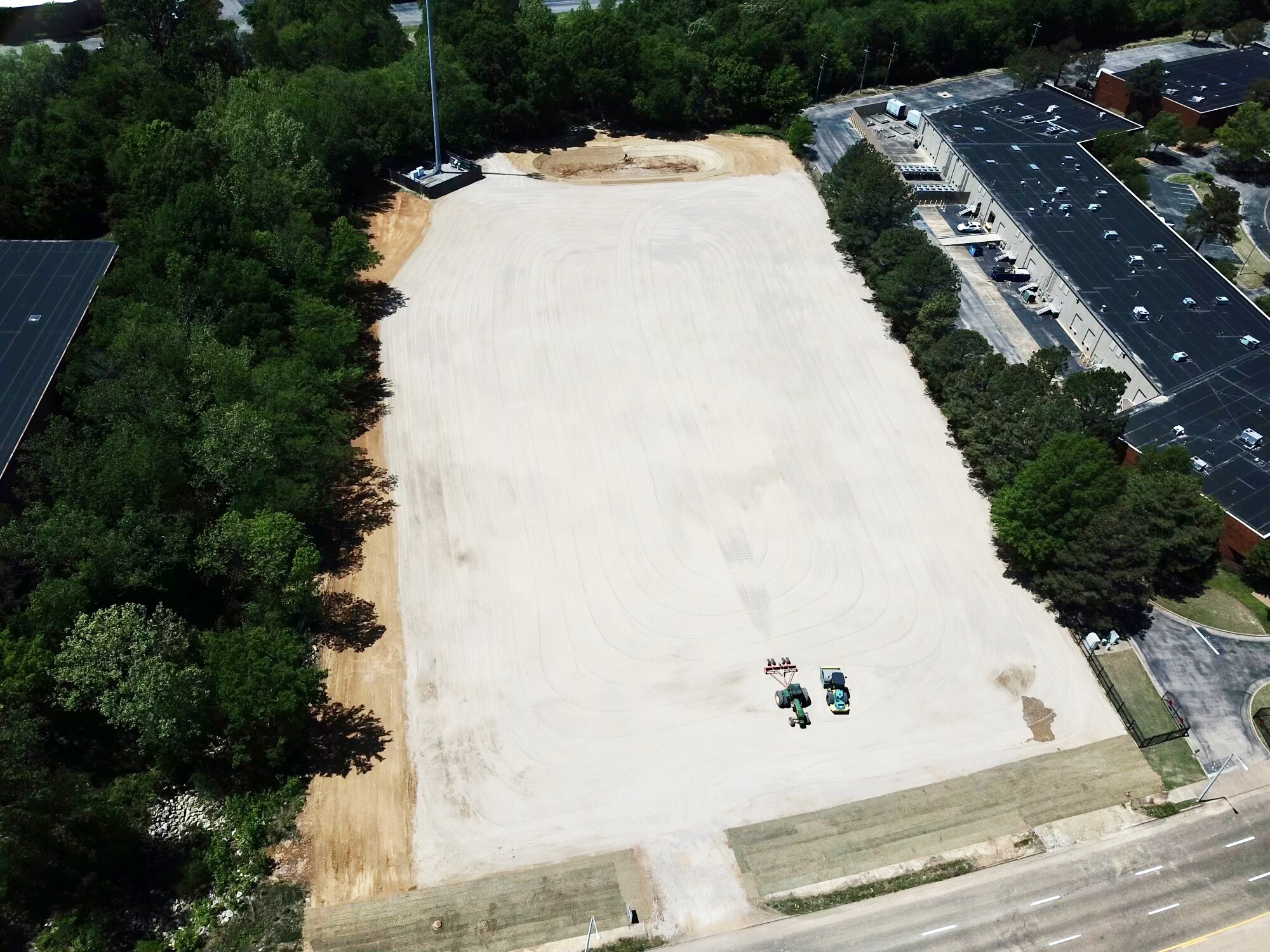 4055 S Mendenhall Rd, Memphis, TN à louer Photo du bâtiment- Image 1 de 5