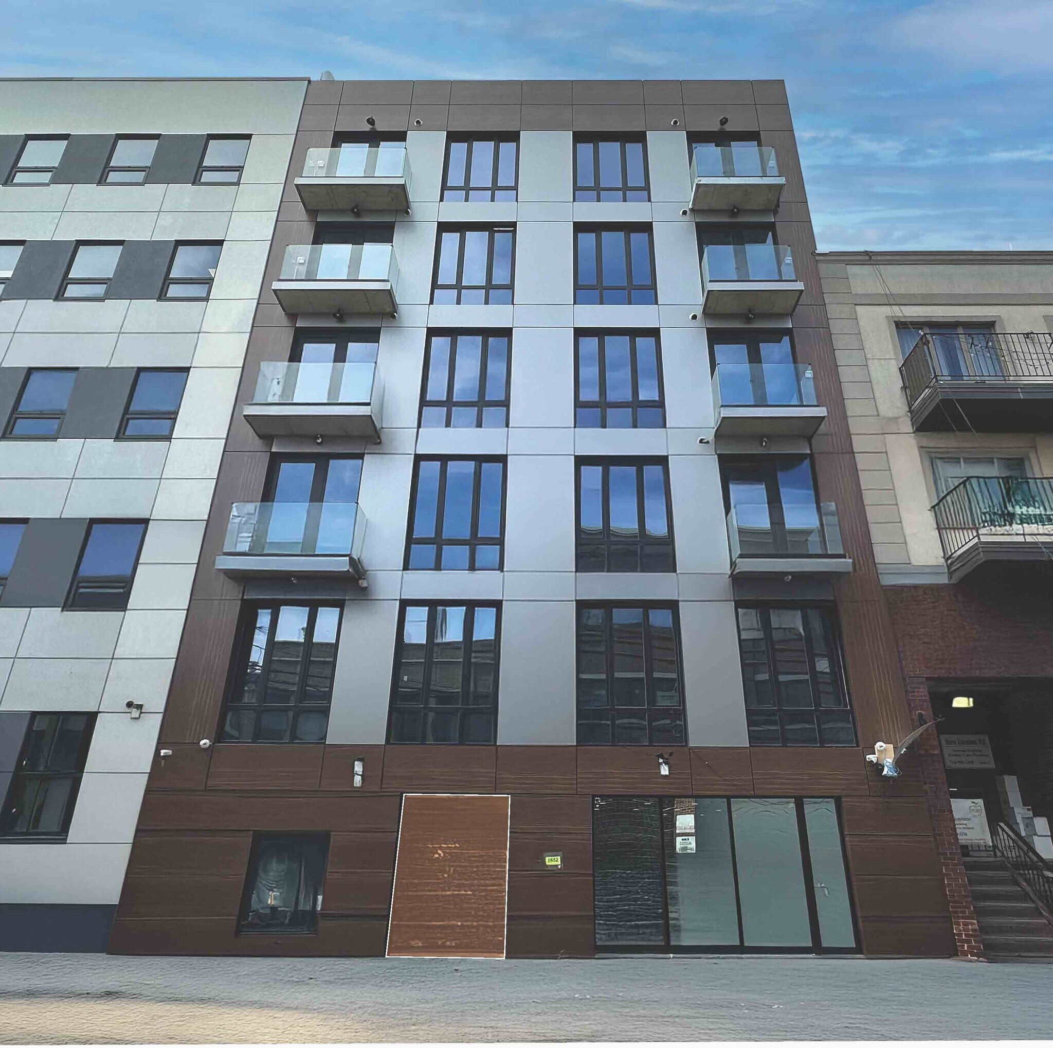 1652 E 14th St, Brooklyn, NY for lease Primary Photo- Image 1 of 2