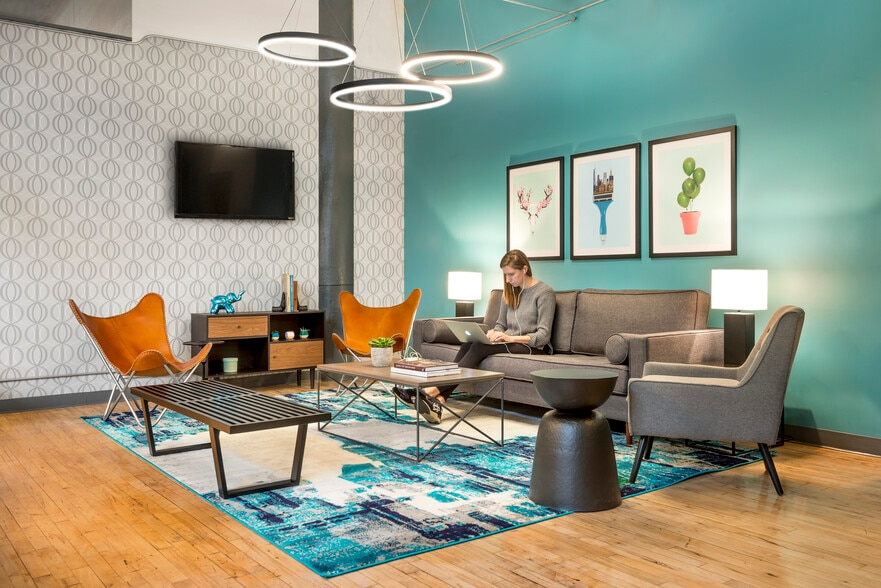 41 E 11th St, New York, NY for lease - Interior Photo - Image 2 of 12