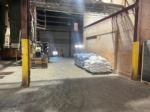 100 John St, Westminster, MD for lease Interior Photo- Image 1 of 3