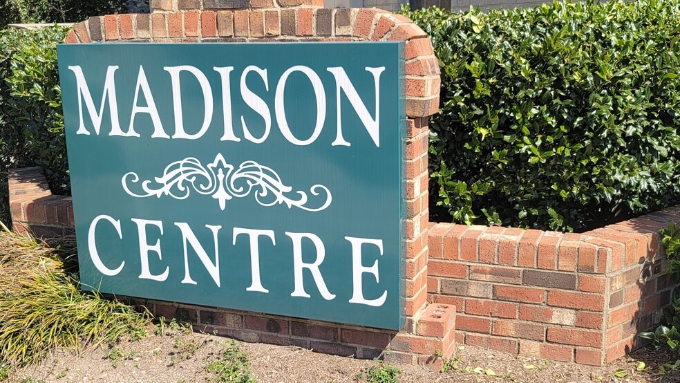 1800 Martin Luther King Jr Pky, Durham, NC for sale - Primary Photo - Image 1 of 11