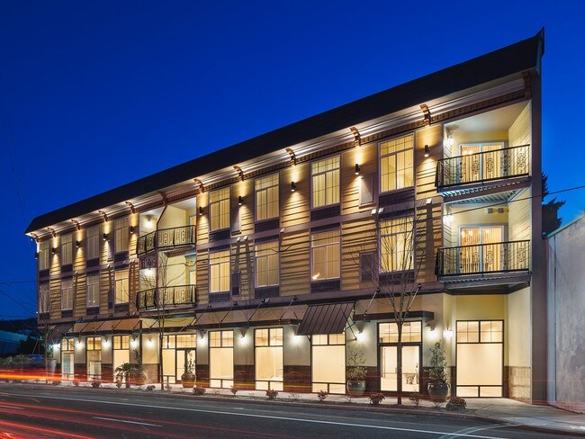 Plus de détails pour 9236 SE Woodstock Blvd, Portland, OR - Commerce de détail à louer