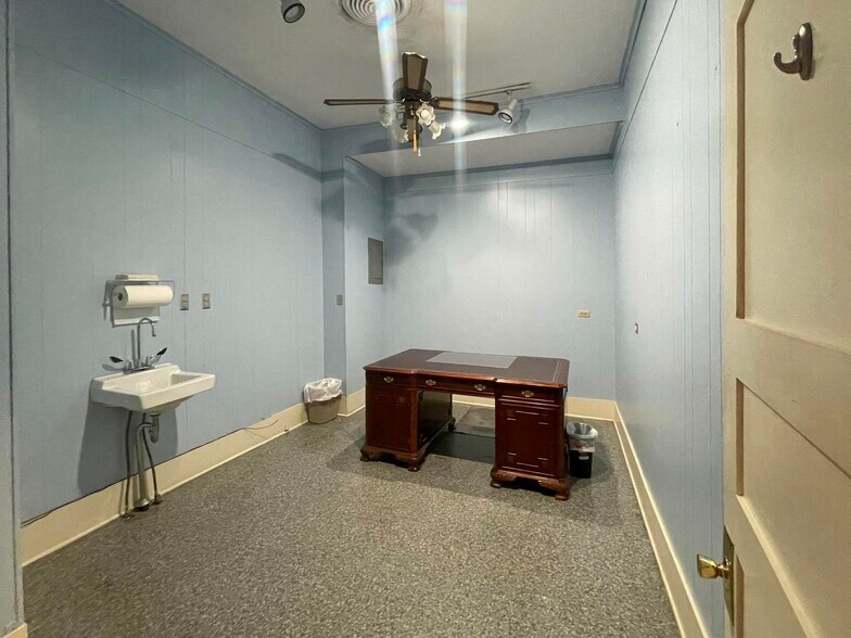 712 Belanger St, Houma, LA à vendre - Photo du bâtiment - Image 2 de 6