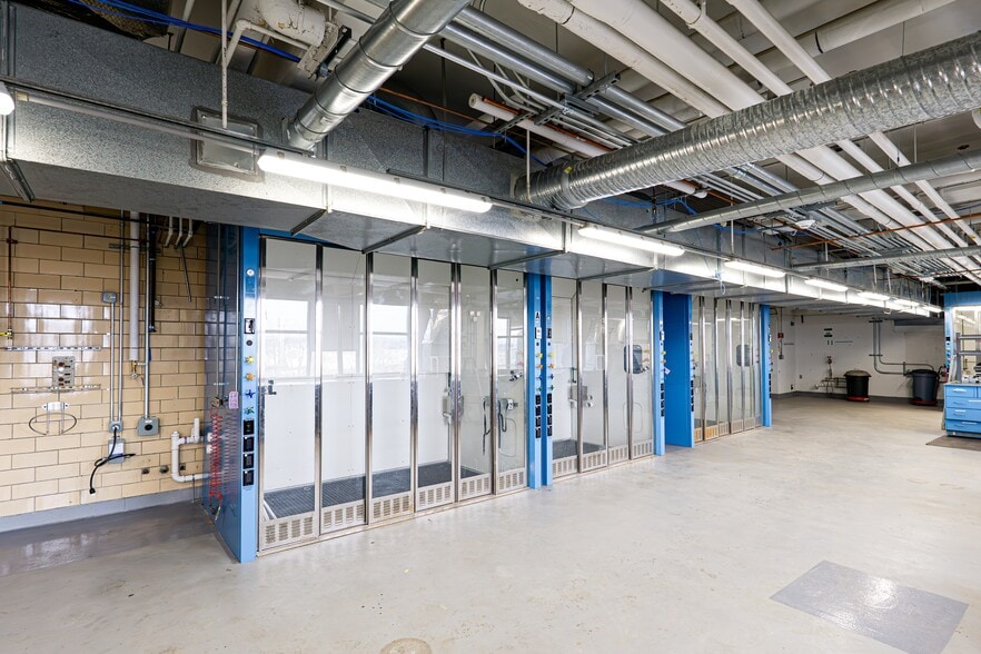 3 University Pl, Rensselaer, NY for lease - Building Photo - Image 3 of 7