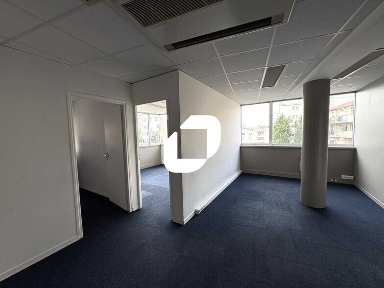 Bureau dans Lyon à vendre - Photo intérieure - Image 2 de 11
