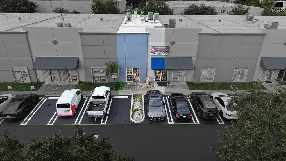 4960 NW 165th St, Miami, FL à vendre - Photo du bâtiment - Image 3 de 62