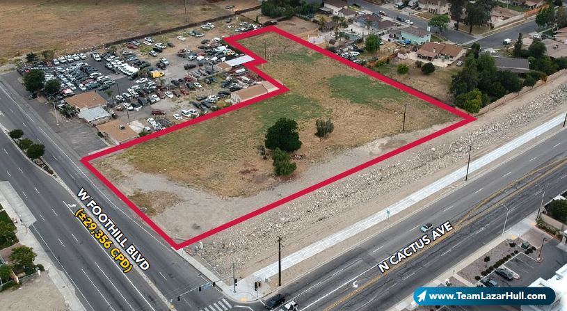 NWC Foothill Blvd. & N. Cactus Ave, Rialto, CA à vendre - Photo du bâtiment - Image 1 de 1