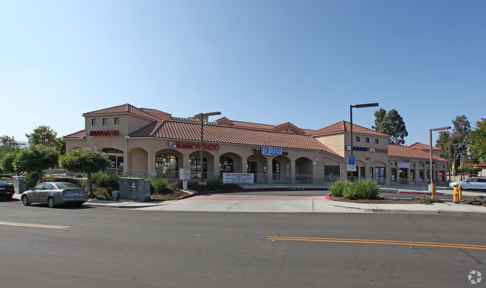 577 S Rancho Santa Fe Rd, San Marcos, CA for lease - Primary Photo - Image 1 of 3