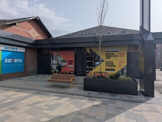 Plus de détails pour Cockhedge Way, Warrington - Commerce de détail à louer