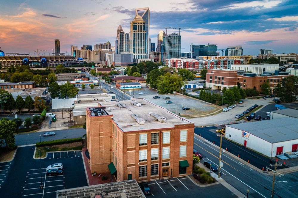 1300 S Mint St, Charlotte, NC for lease Primary Photo- Image 1 of 8