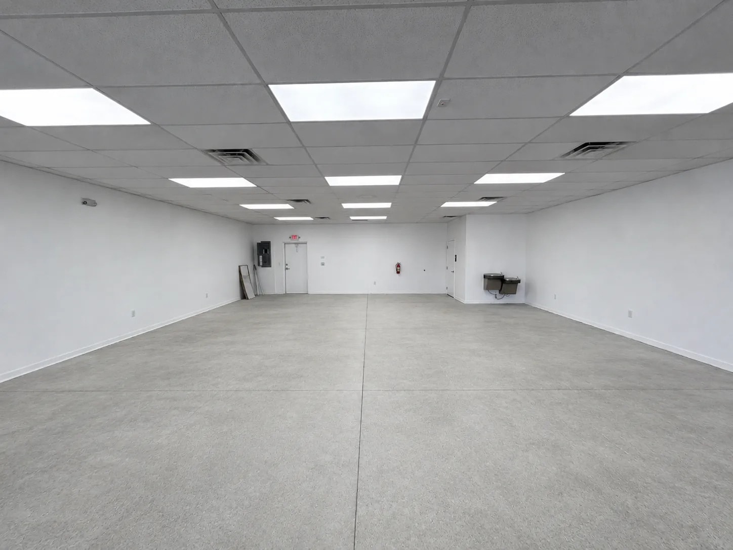3720-3774 N Andrews Ave, Oakland Park, FL for lease Interior Photo- Image 1 of 2