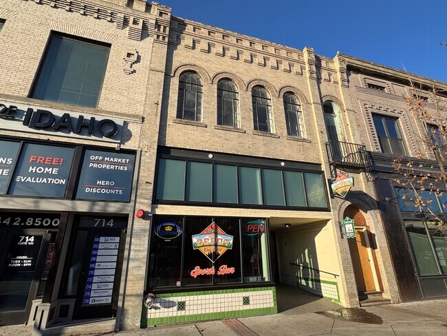 Plus de détails pour 712 Main St, Caldwell, ID - Commerce de détail à louer