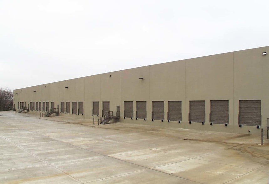 720 Industrial Blvd, Grapevine, TX for lease - Building Photo - Image 3 of 10