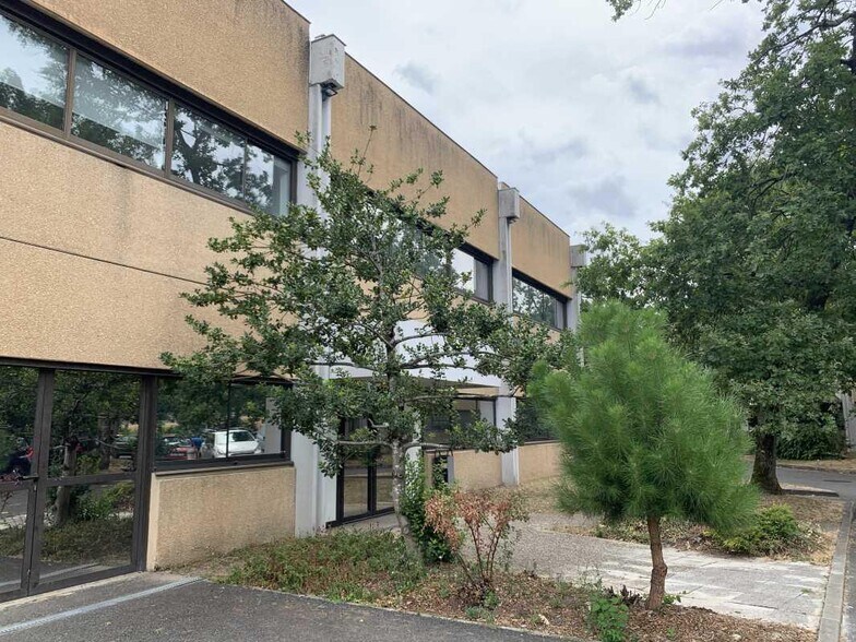 Bureau dans Mérignac à louer - Photo du bâtiment - Image 1 de 5