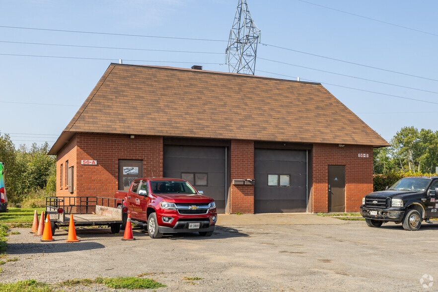 56A Cleopatra Dr, Ottawa, ON for lease - Primary Photo - Image 1 of 2