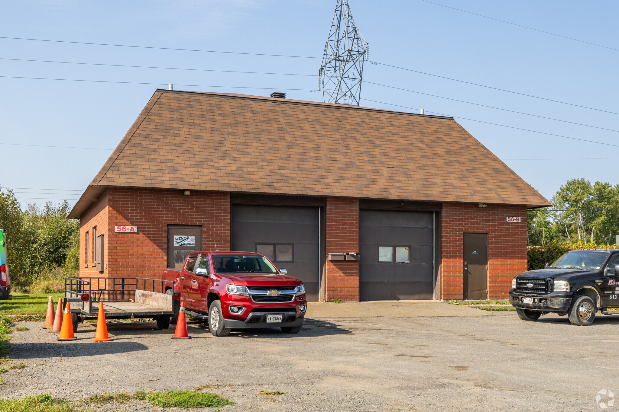 56A Cleopatra Dr, Ottawa, ON for lease Primary Photo- Image 1 of 3