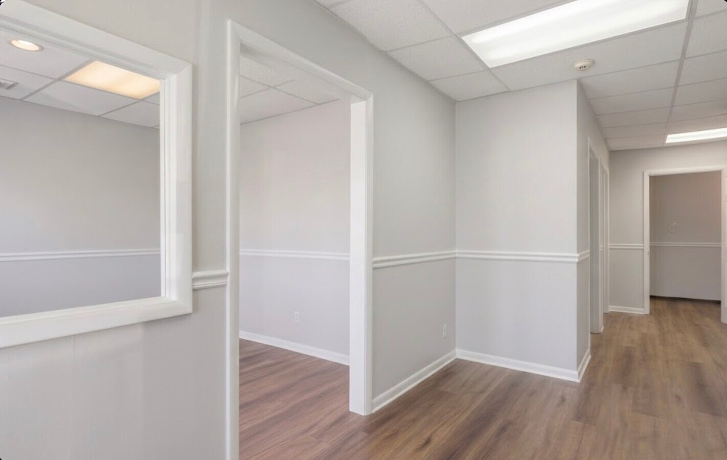165 Belle Forest Cir, Nashville, TN 37221 - Unité 165 - - Photo intérieure - Image 2 of 20