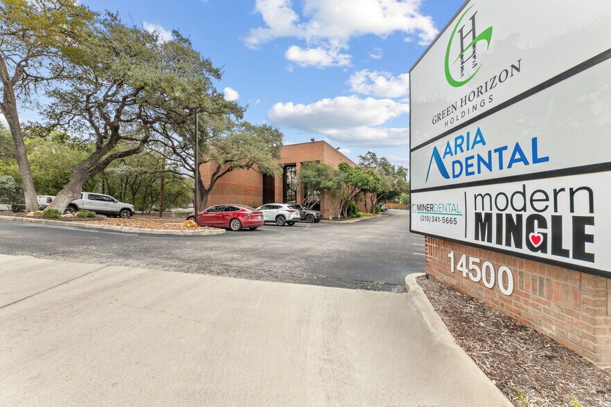 14500 San Pedro Ave, San Antonio, TX à louer - Photo du bâtiment - Image 3 de 16