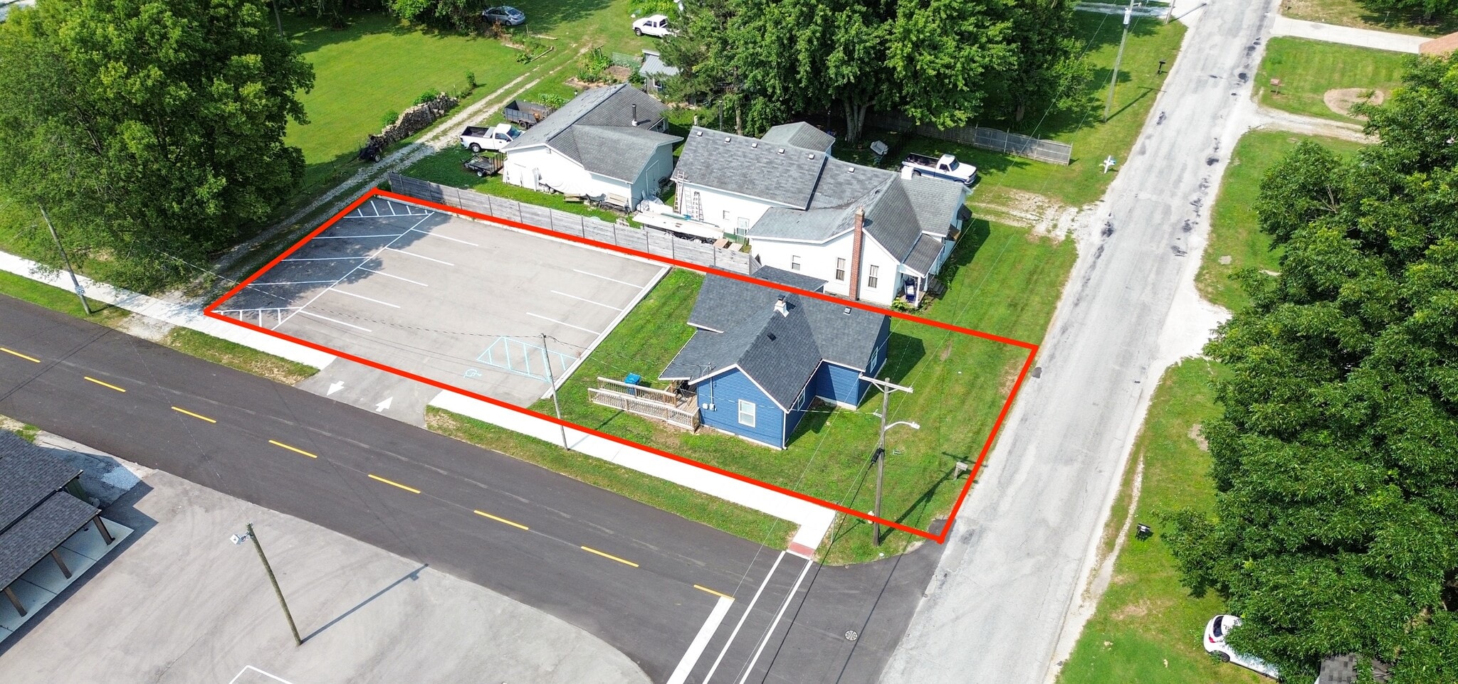 240 N Walnut St, Atlanta, IN for lease Primary Photo- Image 1 of 4