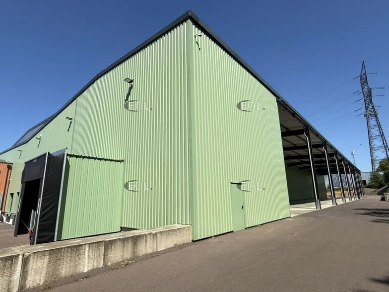 18 Rue Guillaume Du Hommet, Brix for lease - Building Photo - Image 3 of 21