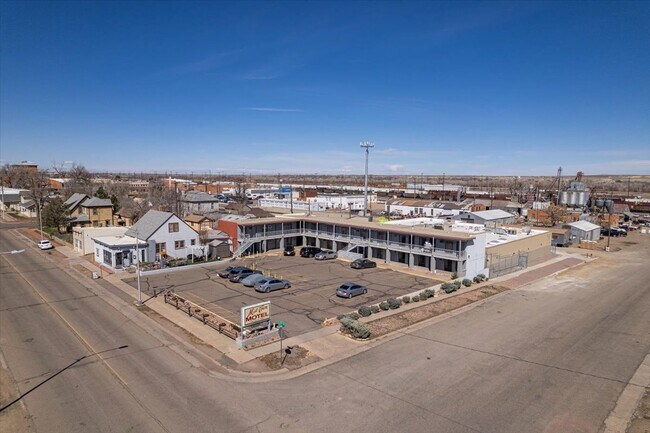 More details for 215 E 3rd St, La Junta, CO - Hospitality for Sale