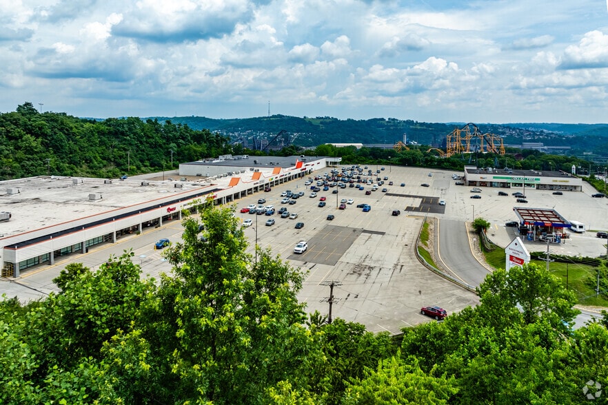 1300-1800 Hoffman Blvd, West Mifflin, PA for lease - Aerial - Image 2 of 7