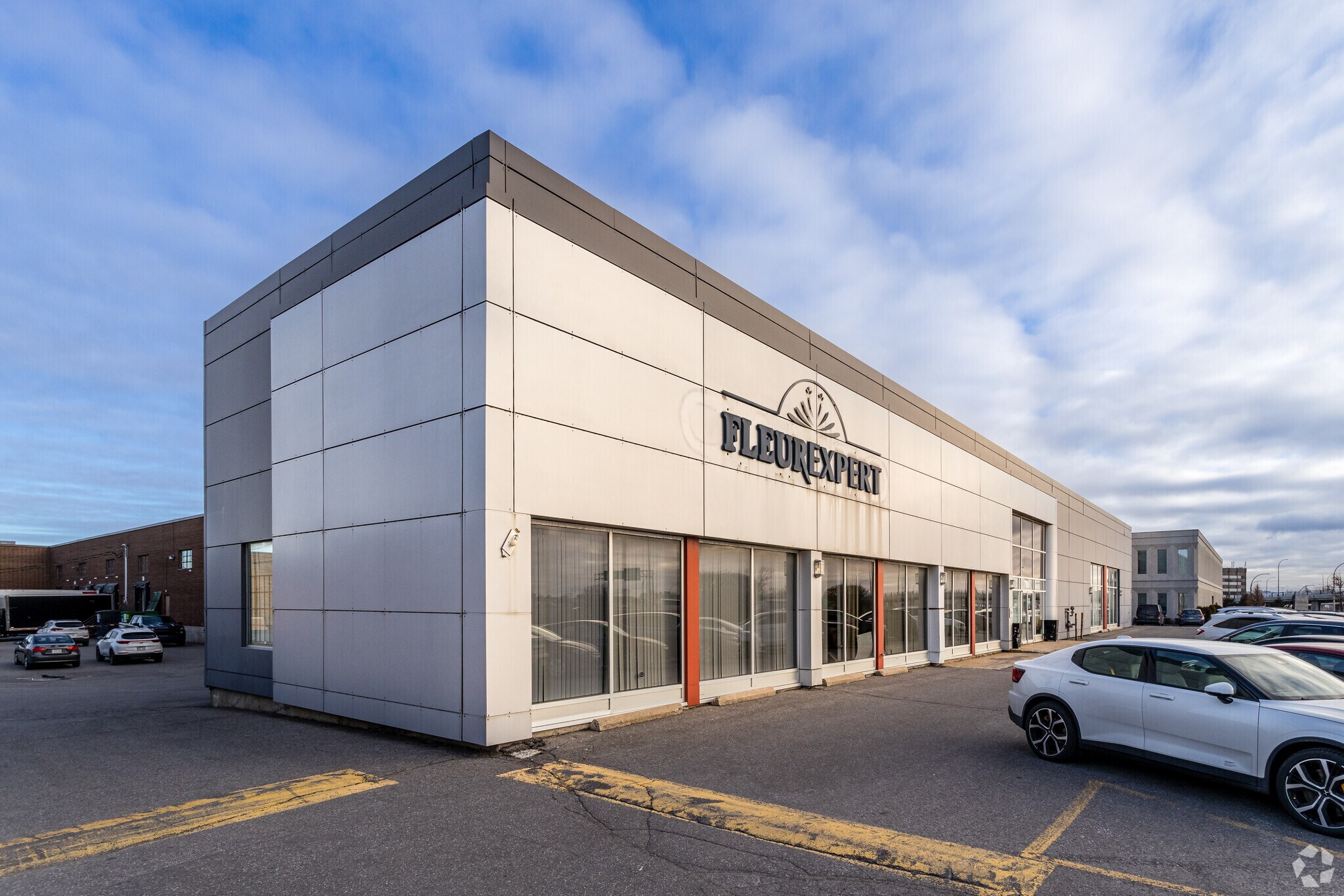 4410 Rue Garand, Verdun, QC for lease Primary Photo- Image 1 of 6