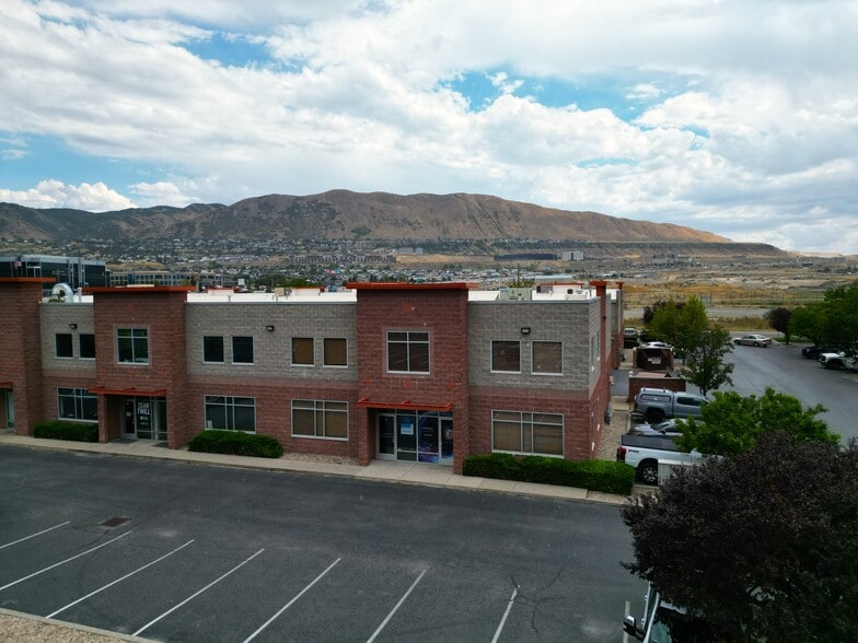 78 W 13775 S, Draper, UT for lease - Building Photo - Image 1 of 3