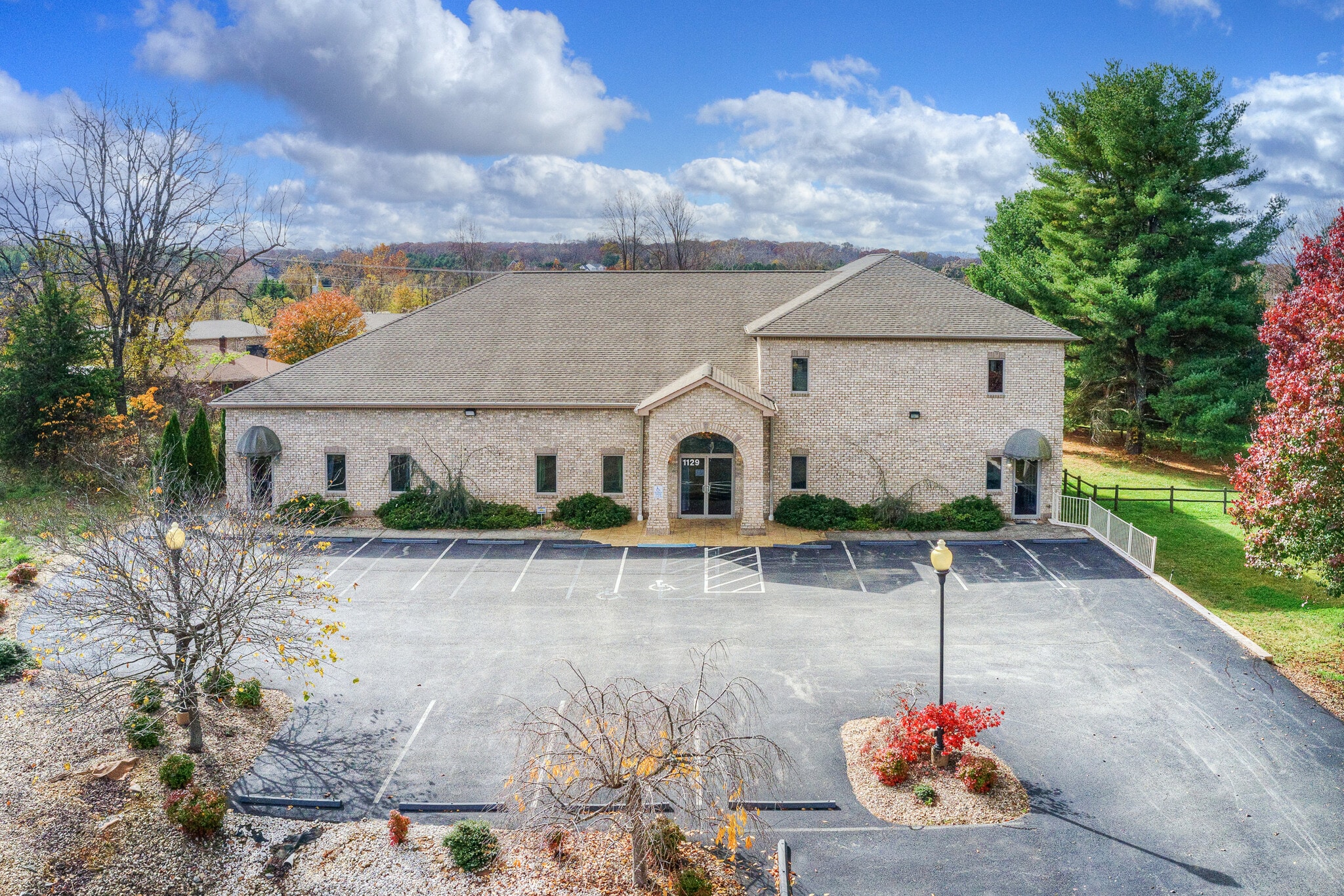 1129 Thomas Jefferson Rd, Forest, VA à vendre Photo principale- Image 1 de 50