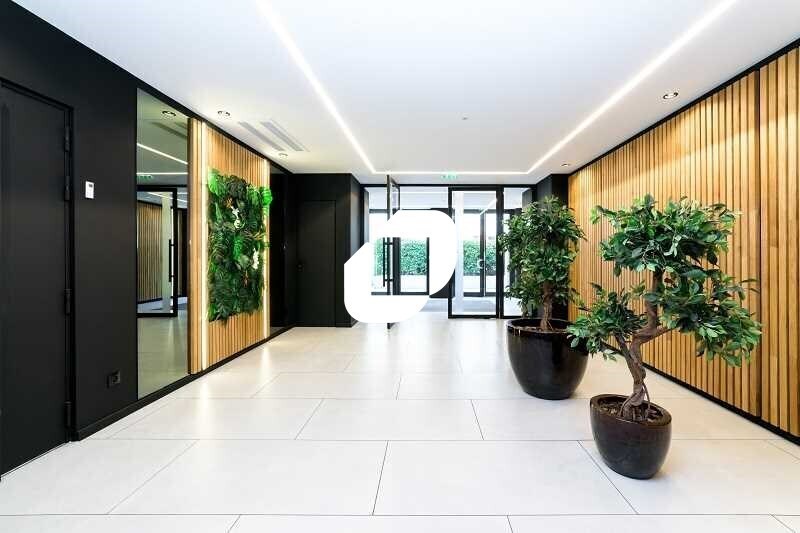 Office in Courbevoie for lease - Lobby - Image 2 of 18