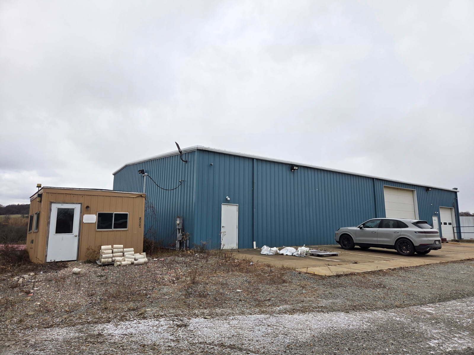 217 Alfery Ln, Mount Pleasant, PA for lease Building Photo- Image 1 of 14