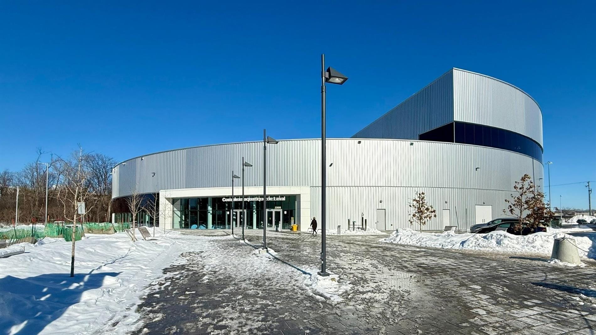 2205 Rue Terry-Fox, Laval, QC for lease Primary Photo- Image 1 of 4