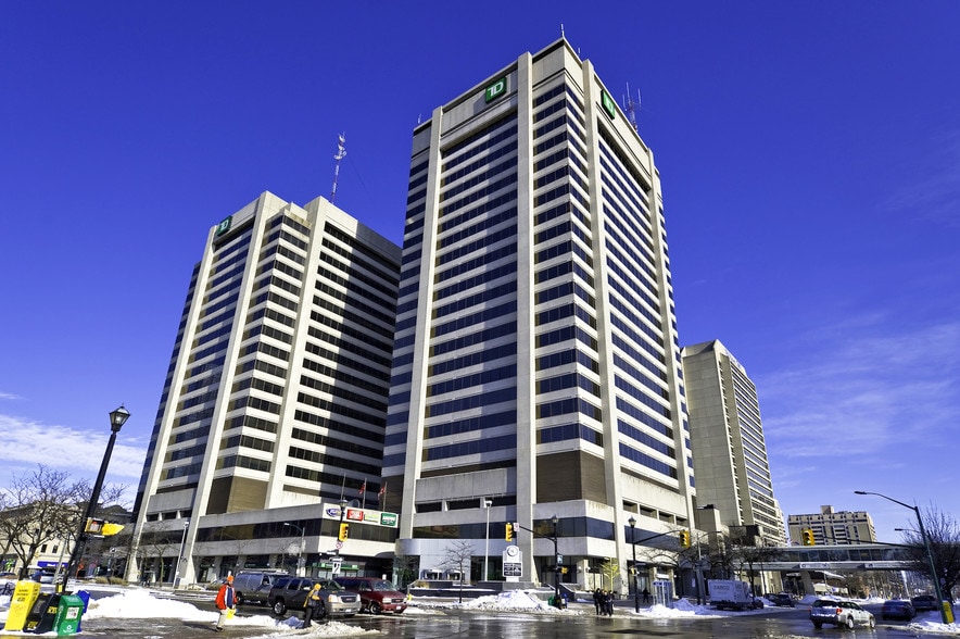 380 Wellington St, London, ON for lease - Building Photo - Image 2 of 17